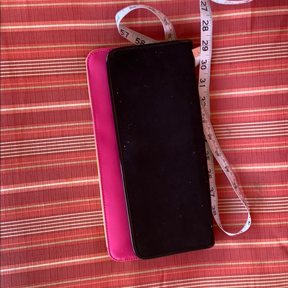TRi-color clutch